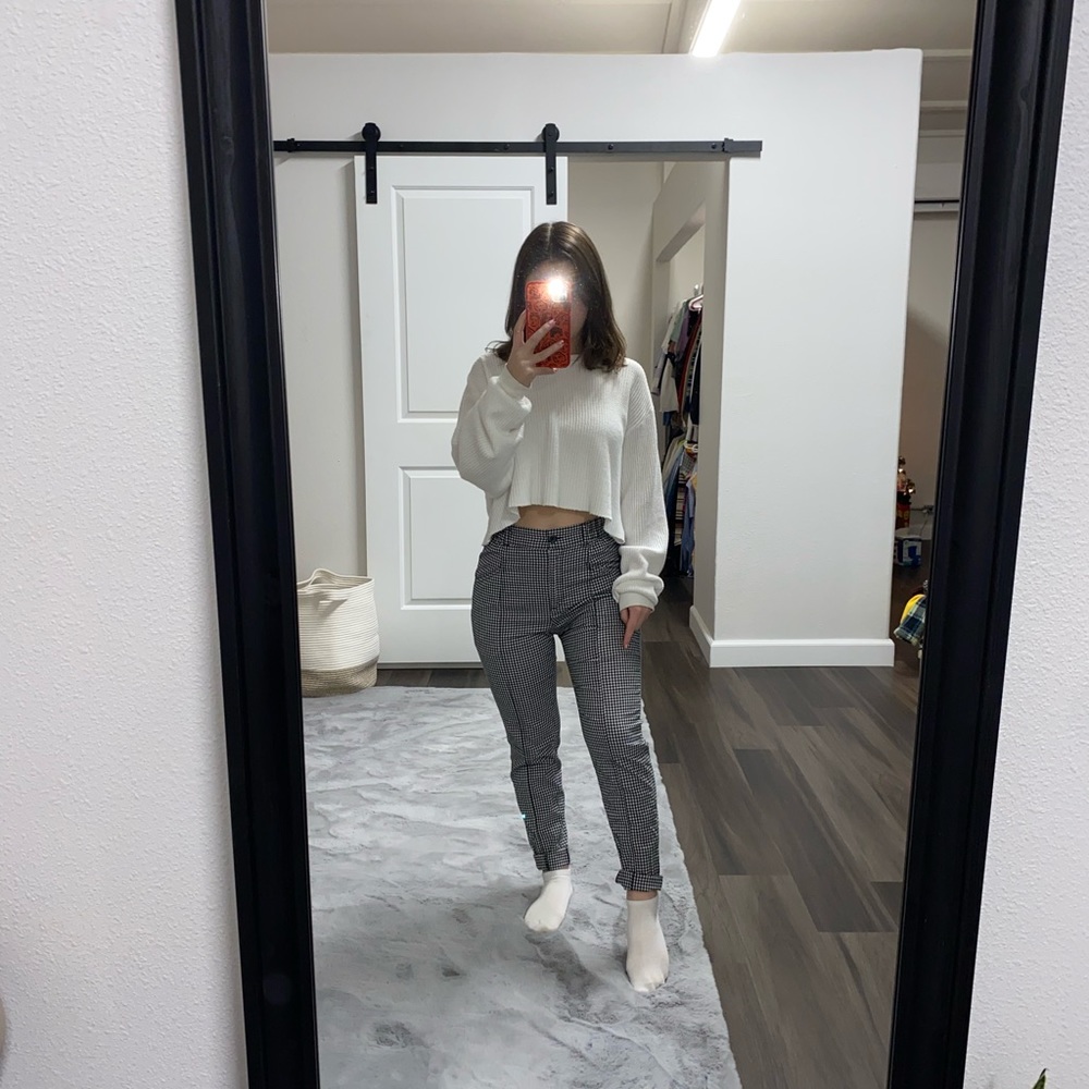 UO silence and noise uniform checkered pants